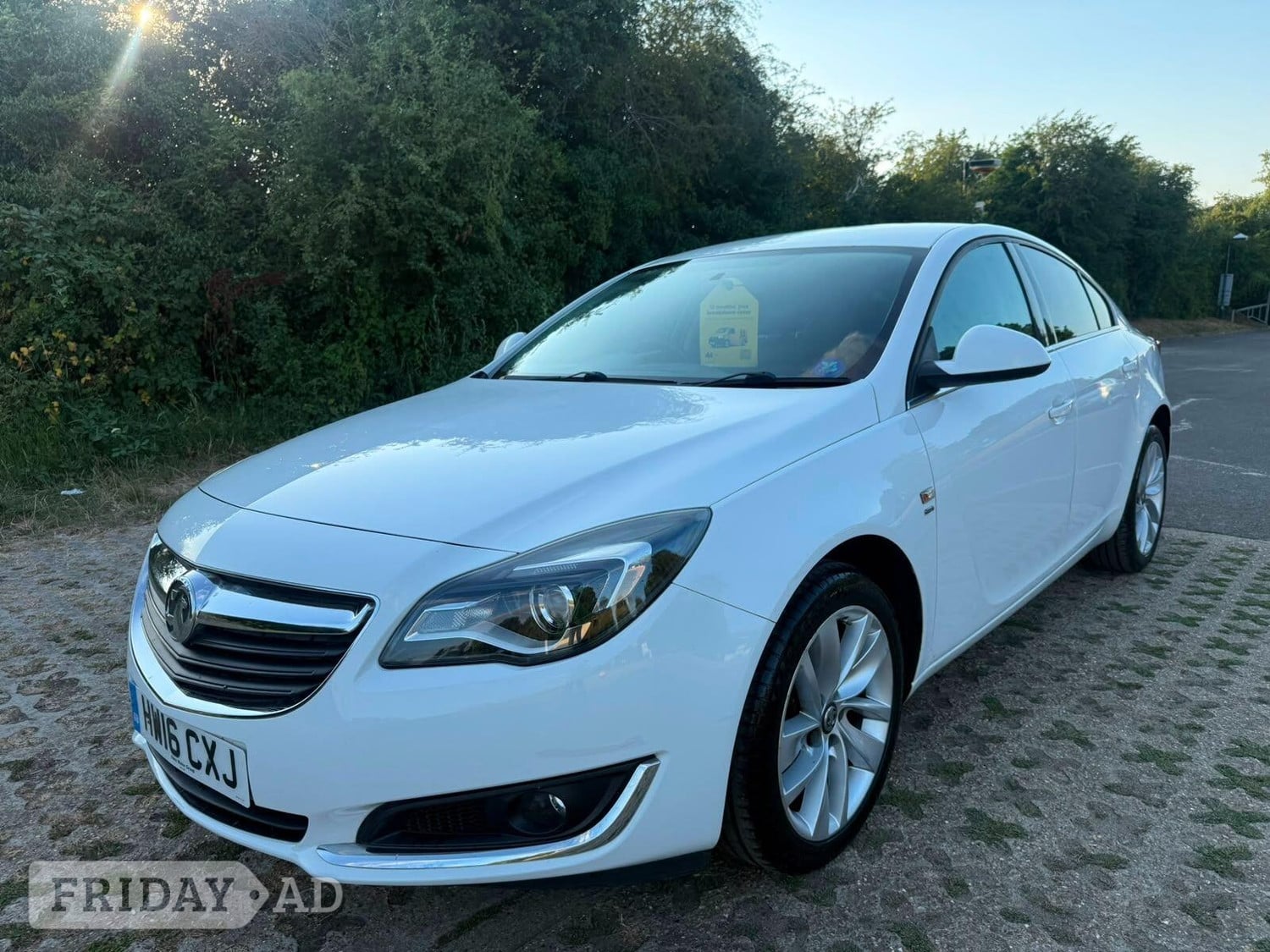 Vauxhall Insignia 2016 - Cars in Swanley