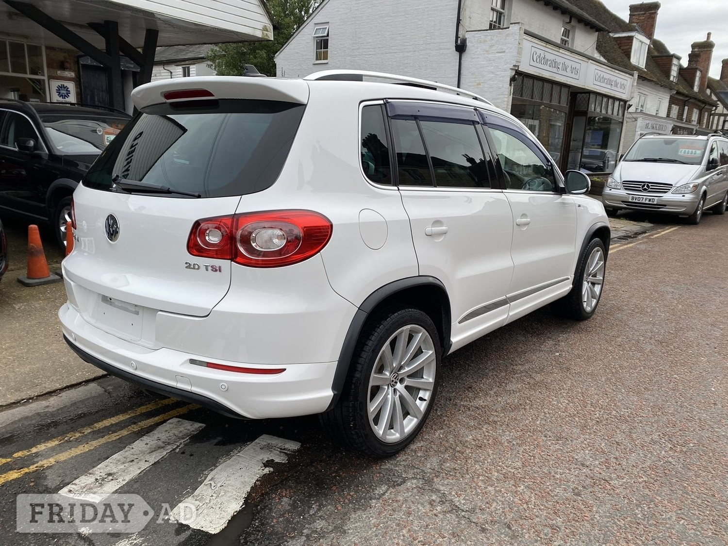 Volkswagen Tiguan 2010 - Cars in Mayfield