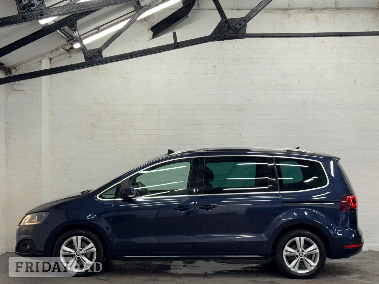 [ berth ]SEAT Alhambra