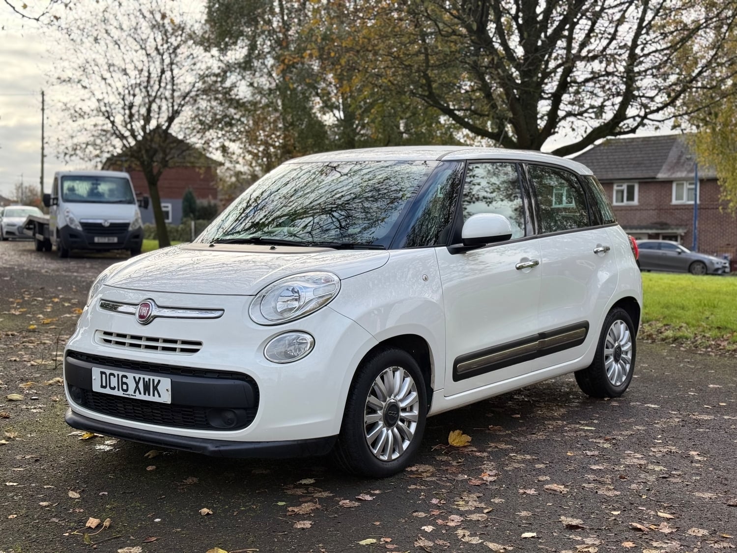Fiat 500L 2016 - Cars