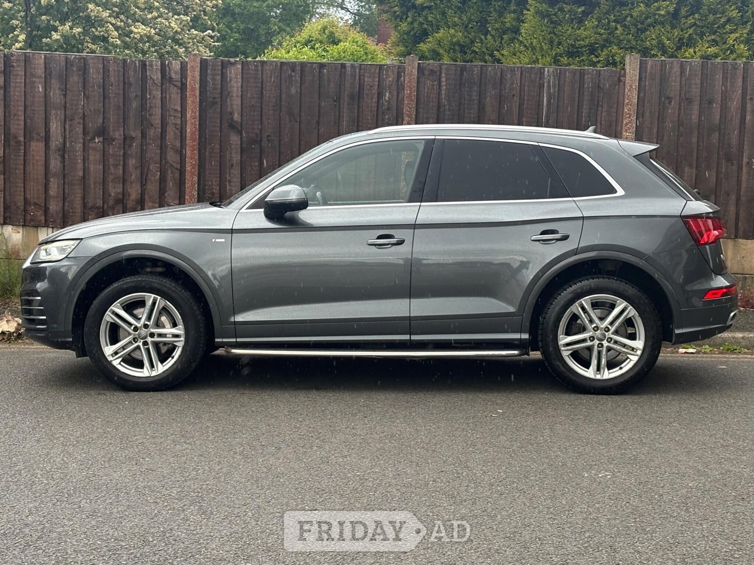 Audi Q5 2017 - Cars