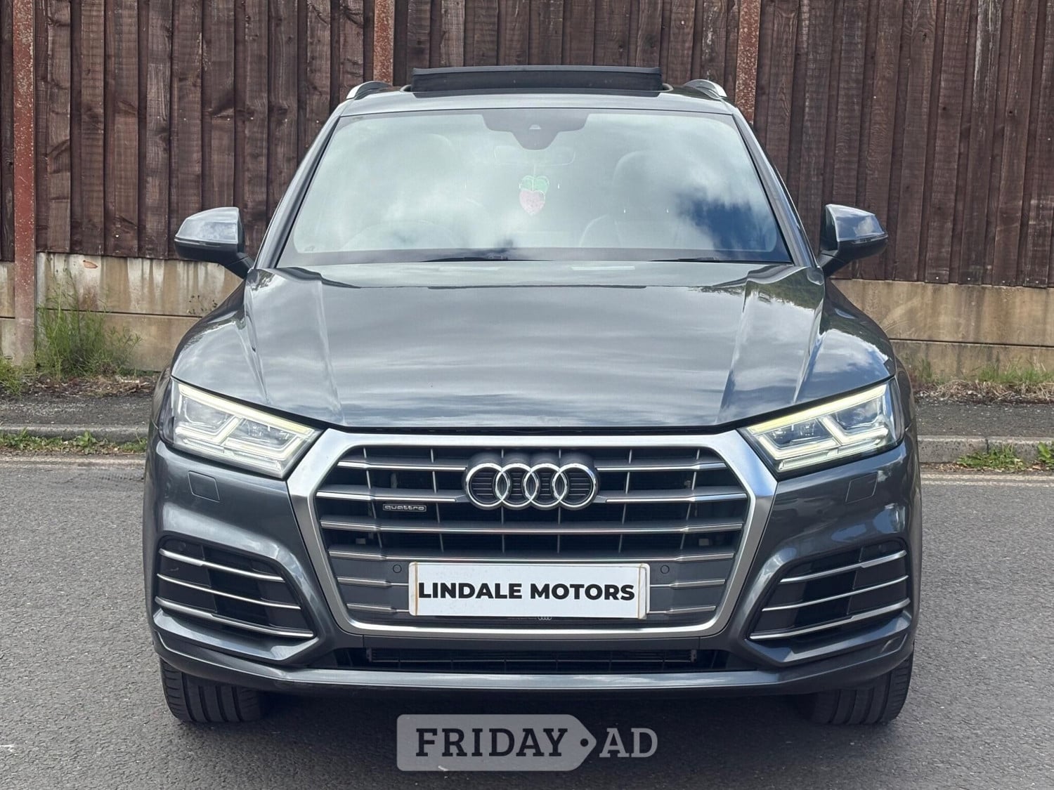 Audi Q5 Oldham