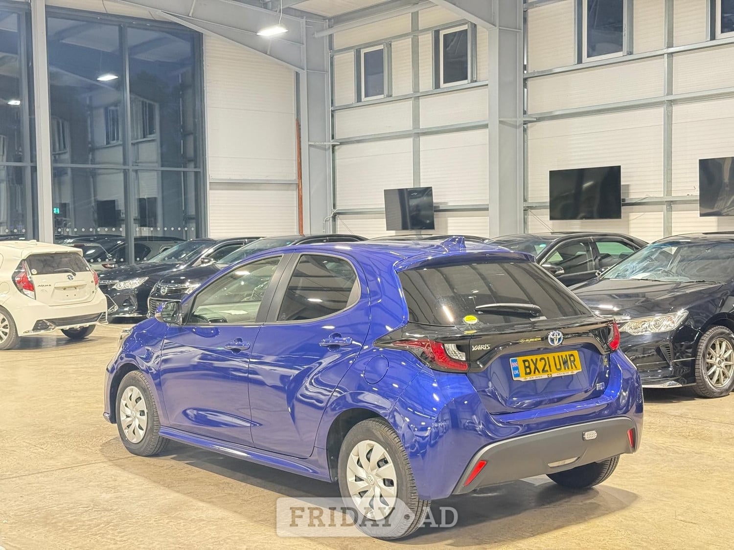 Toyota Yaris 2021 - Cars in Reading