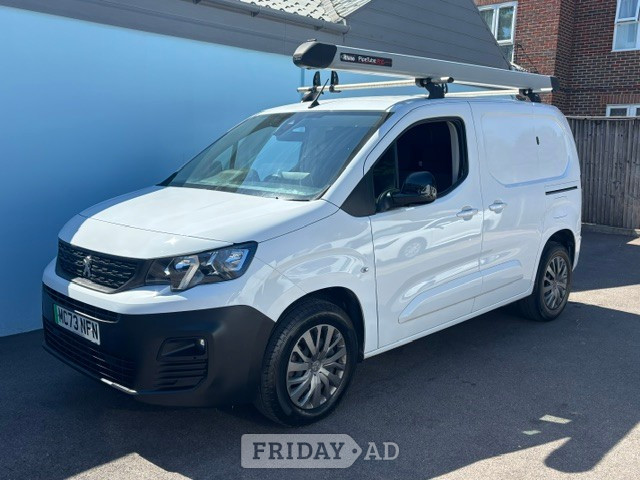 Peugeot e-Partner 2023 in Southampton