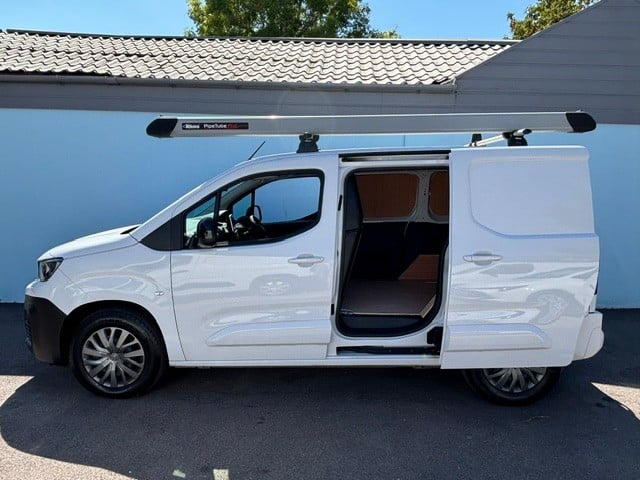 Peugeot e-Partner 2023 - Vans & Commercial Vehicles in Southampton