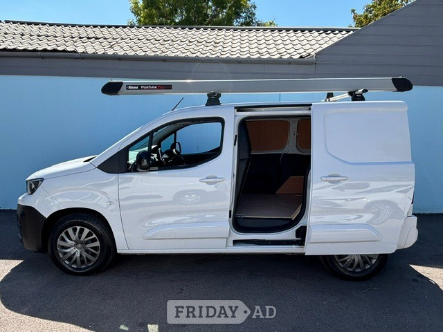 Peugeot e-Partner 2023 - Vans & Commercial Vehicles in Southampton