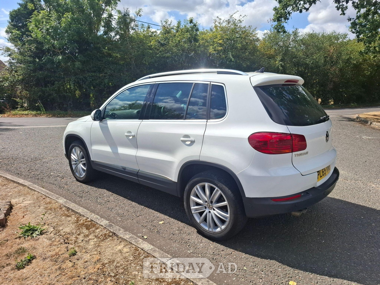 Volkswagen Tiguan 2015 - Cars in Ashford