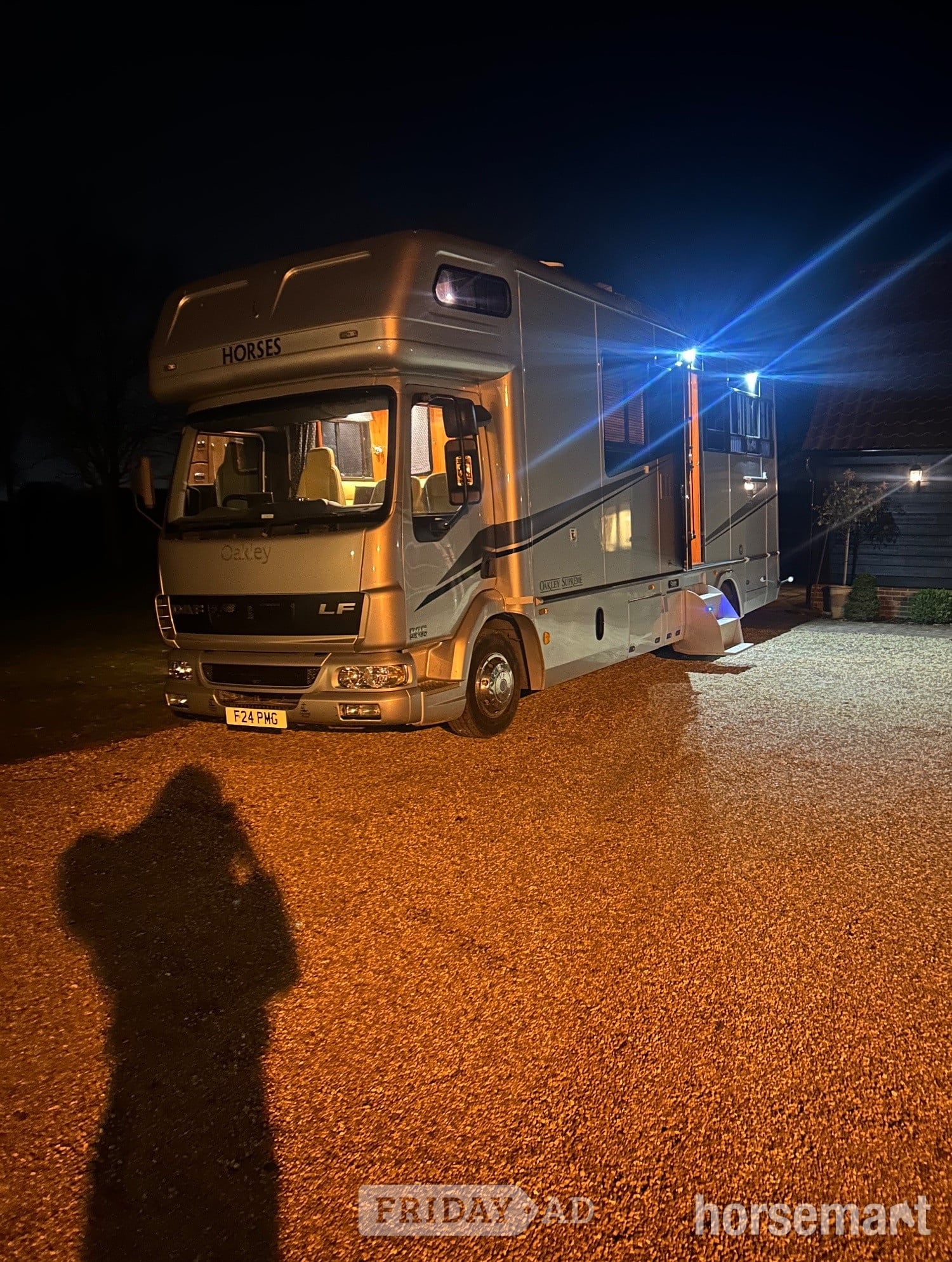 Oakley Supreme DAF Horsebox in Barham