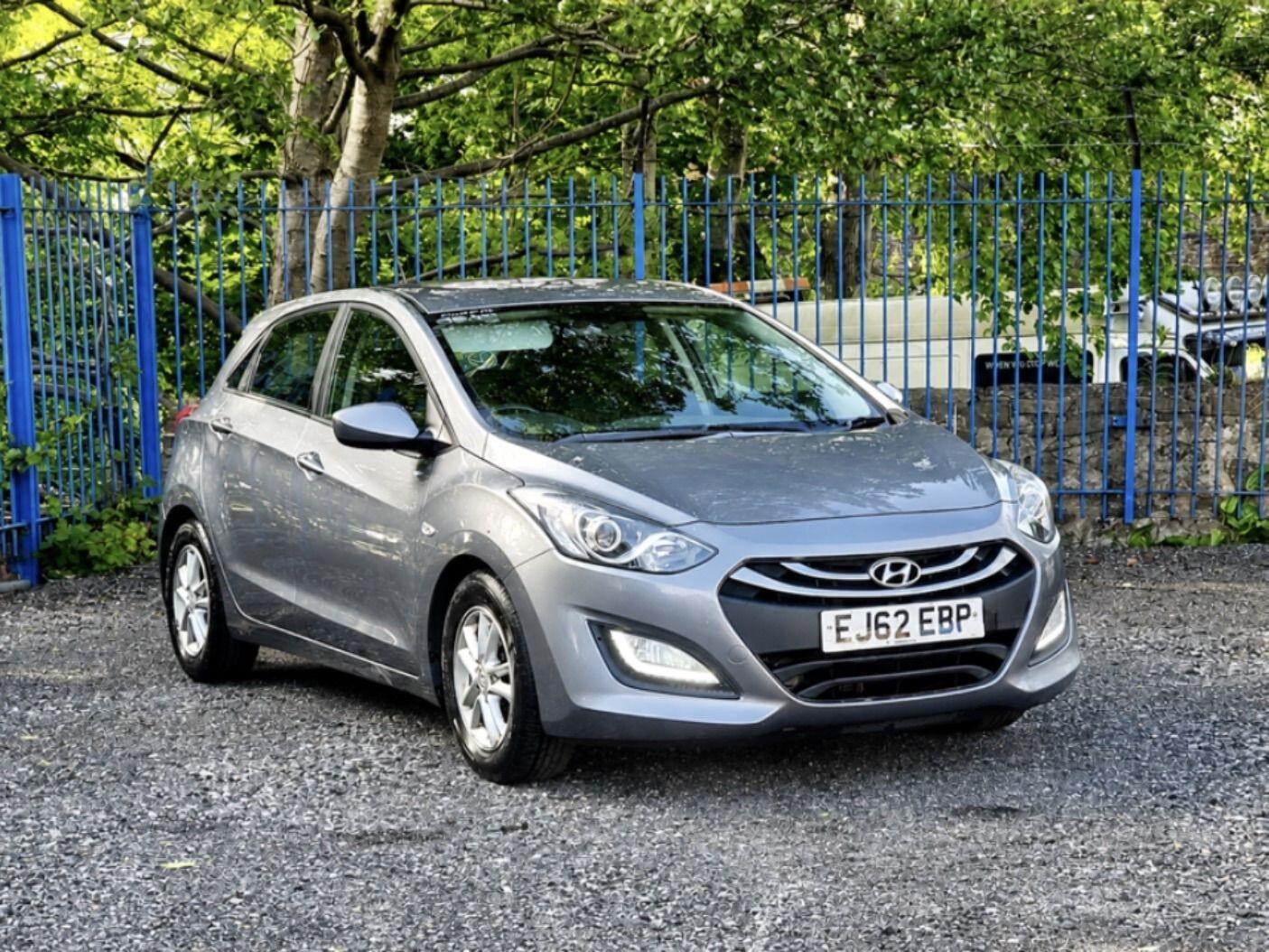Hyundai i30 2012 - Cars