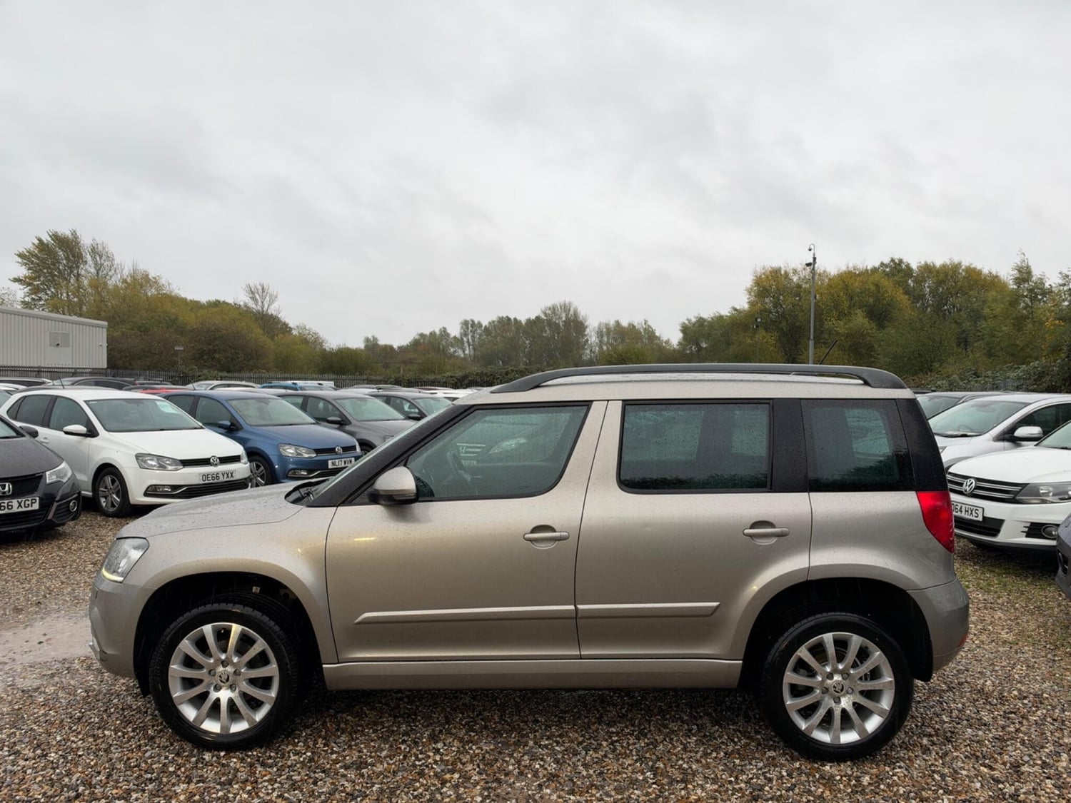 Skoda Yeti 2014 - Cars
