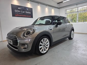 Mini Hatch 2018