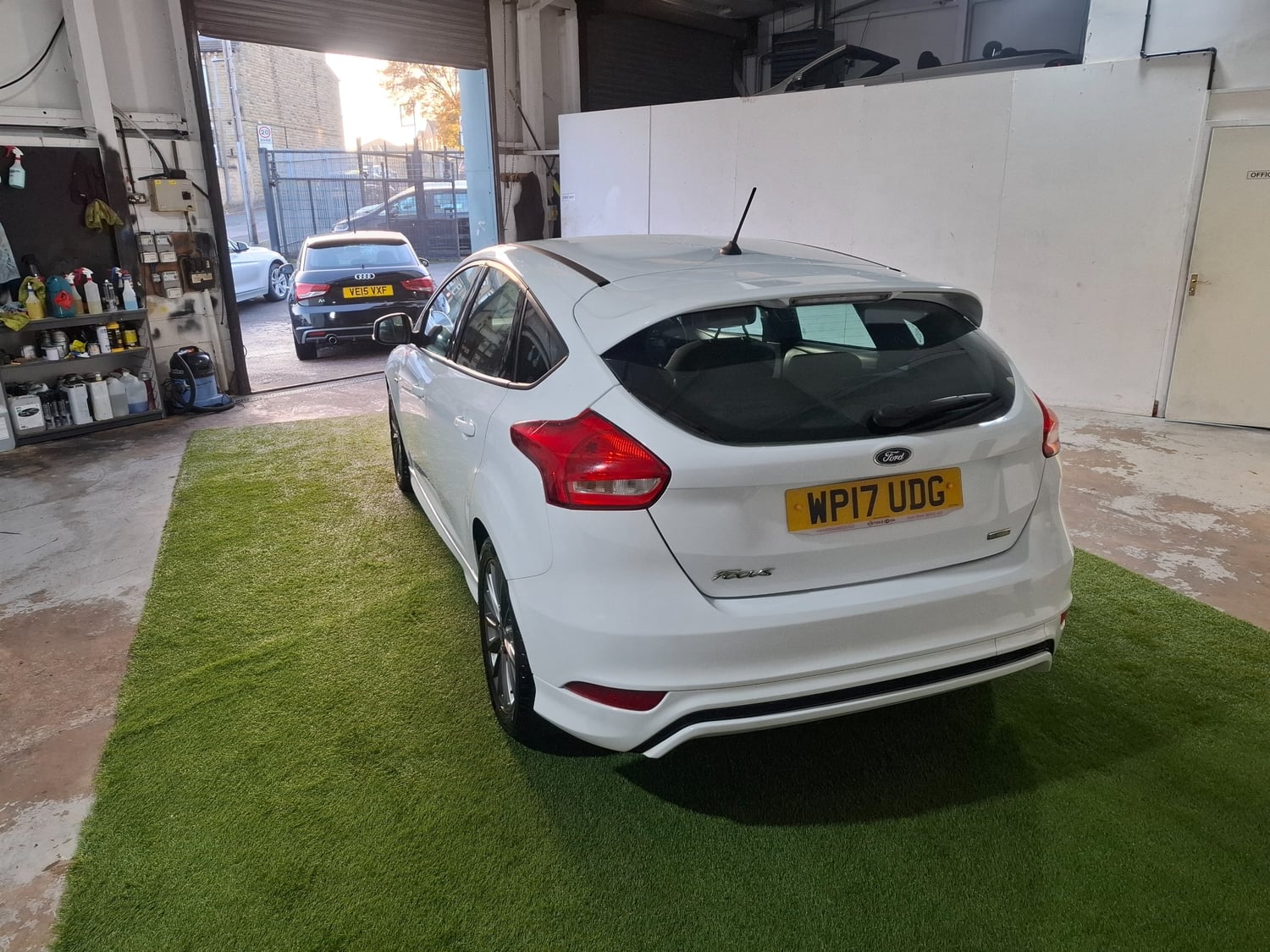 Ford Focus 2017 - Cars