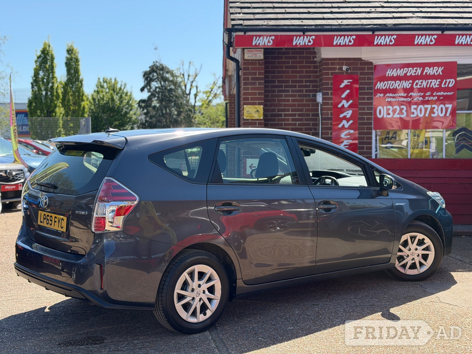 [ berth ]Toyota Prius+