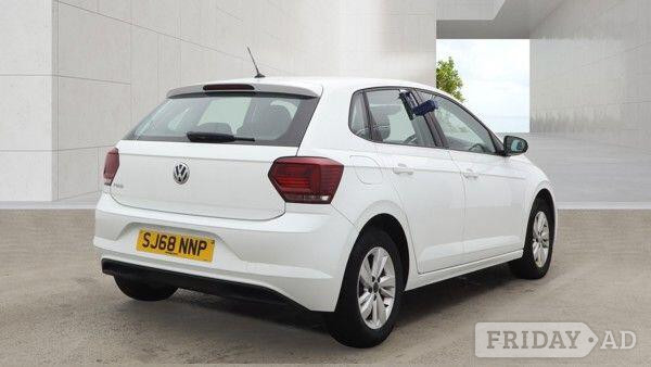 [ berth ]Volkswagen Polo