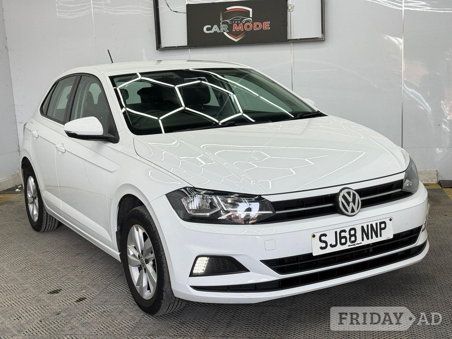 Volkswagen Polo 2018 in Hillingdon