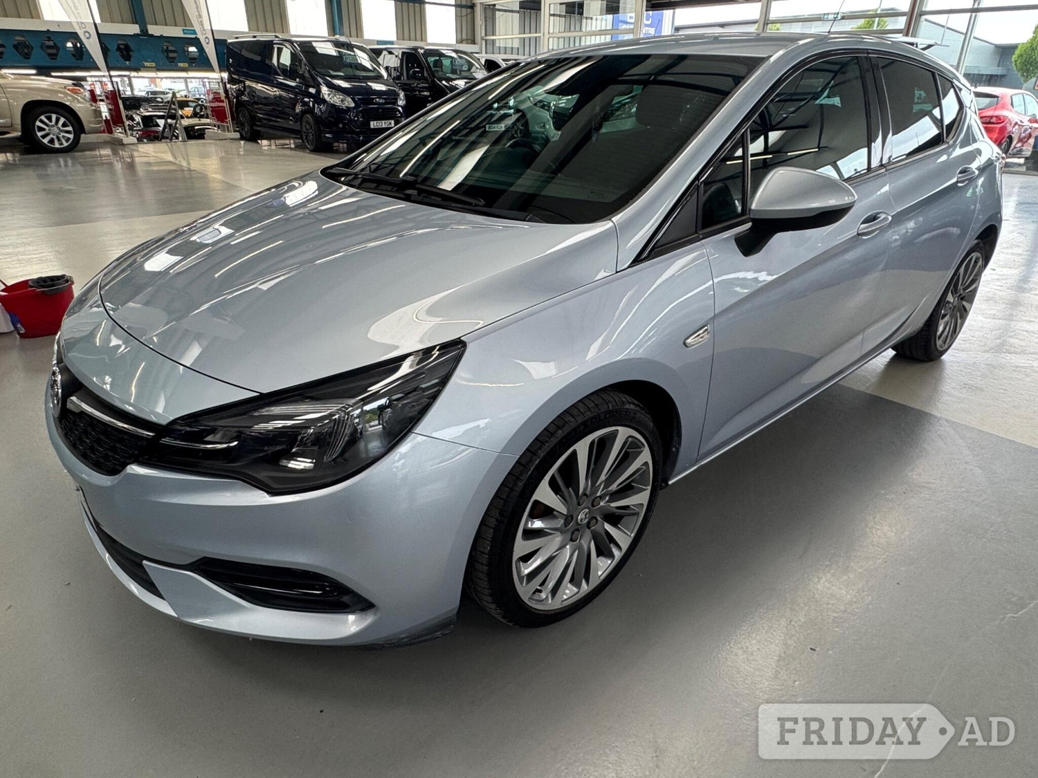[ berth ]Vauxhall Astra