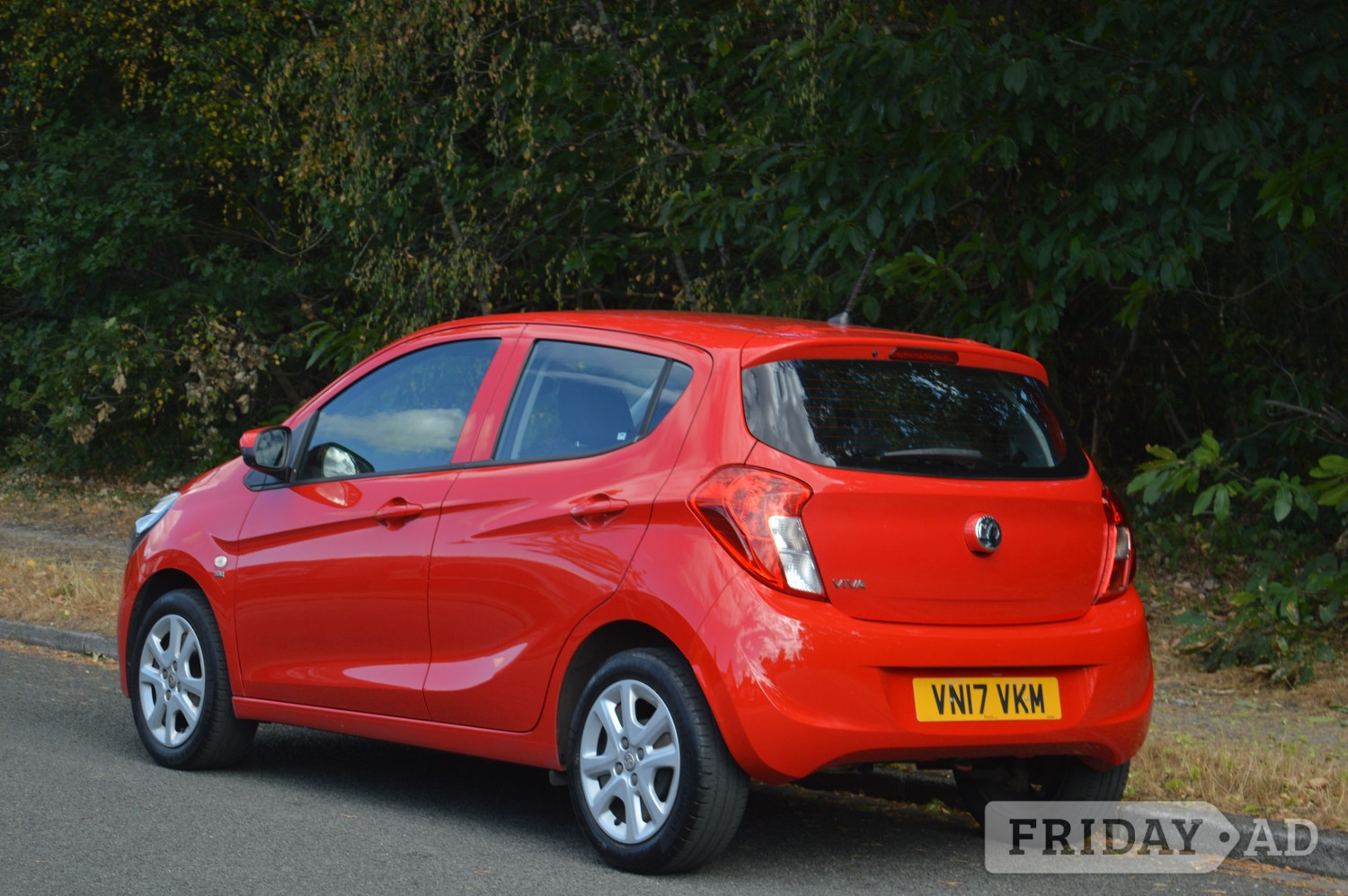 Vauxhall Viva 2017 - Cars in Bromley
