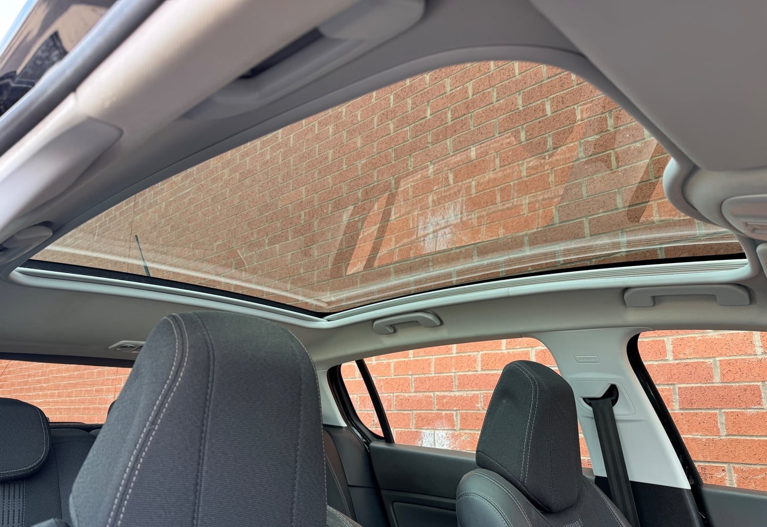 [ berth ]Peugeot 308