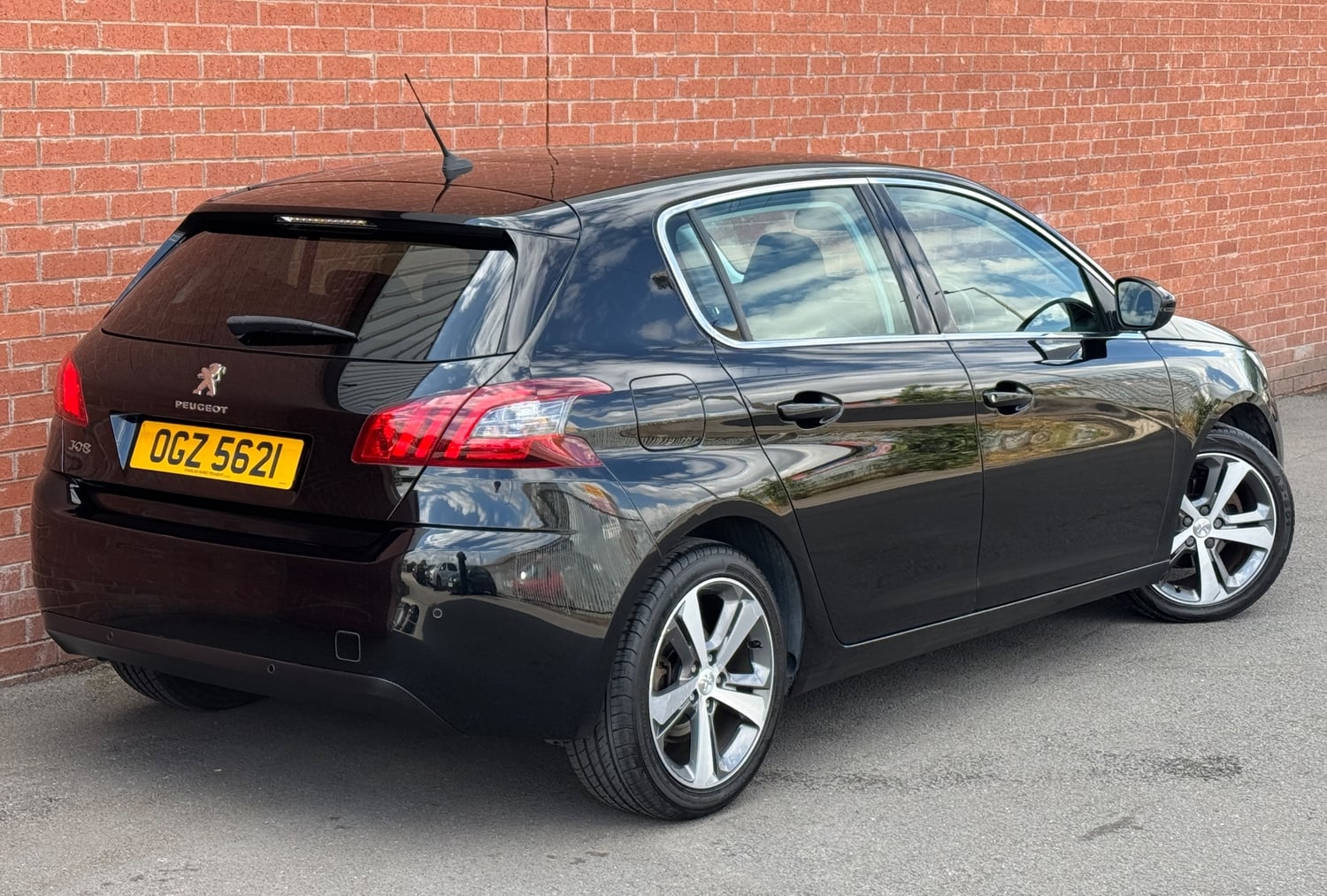 Peugeot 308 2019 - Cars in Doncaster