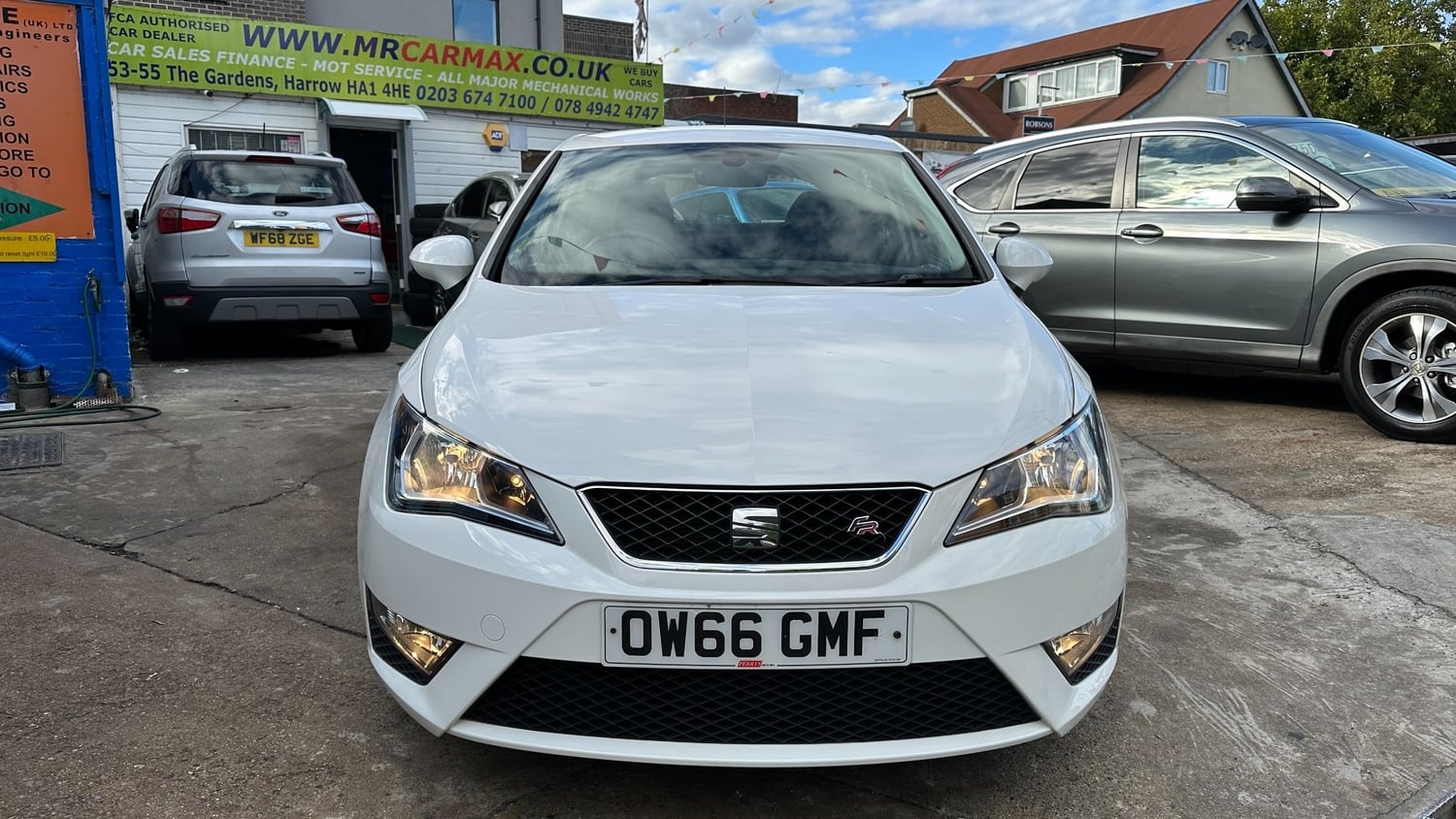 [ berth ]SEAT Ibiza