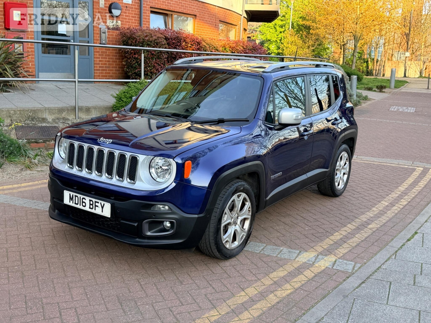 Jeep Renegade 2016 - Cars in Wembley