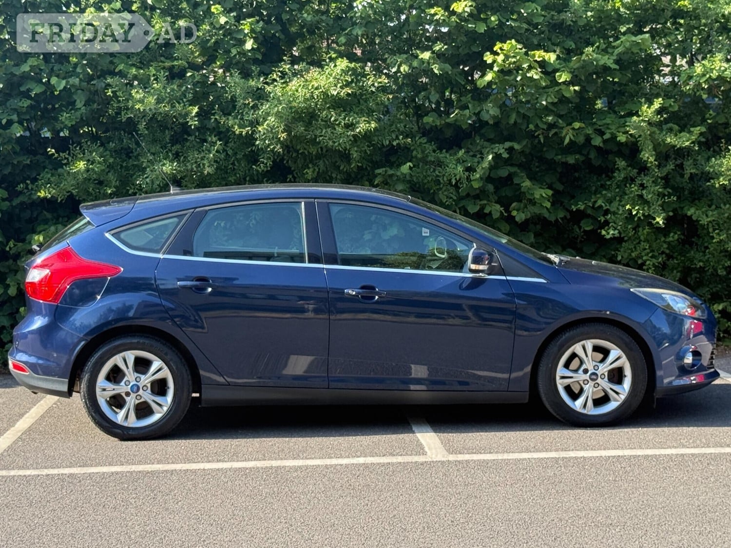 Ford Focus 2012 - Cars