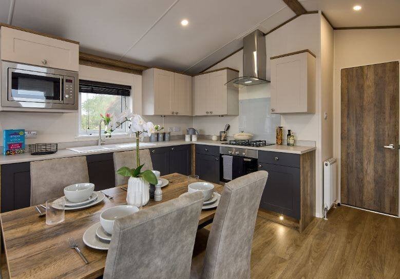 Northampton Luxury Lakeside Escapes Begin with the Malton Elite 2026
