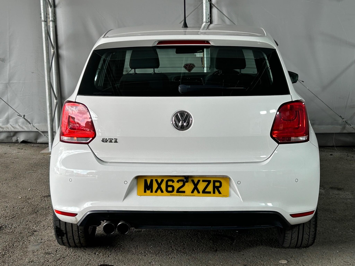 Volkswagen Polo 2012 - Cars