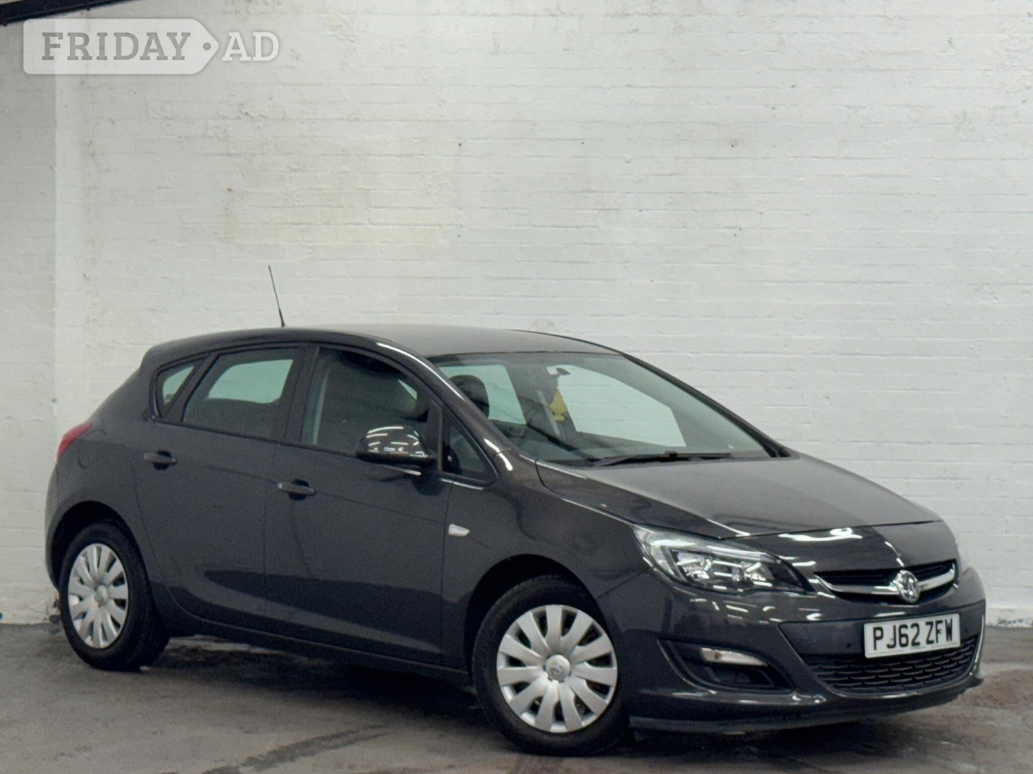Vauxhall Astra 2013 in Birmingham
