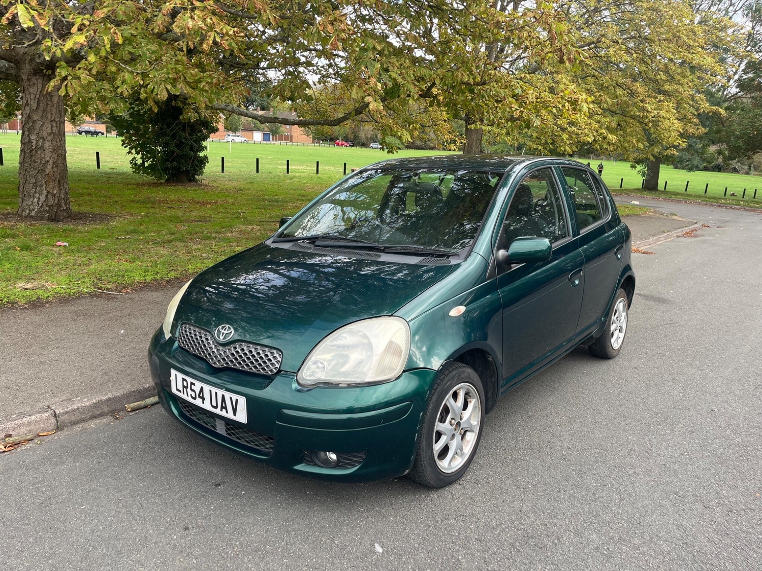 Toyota Yaris 2004 - Cars