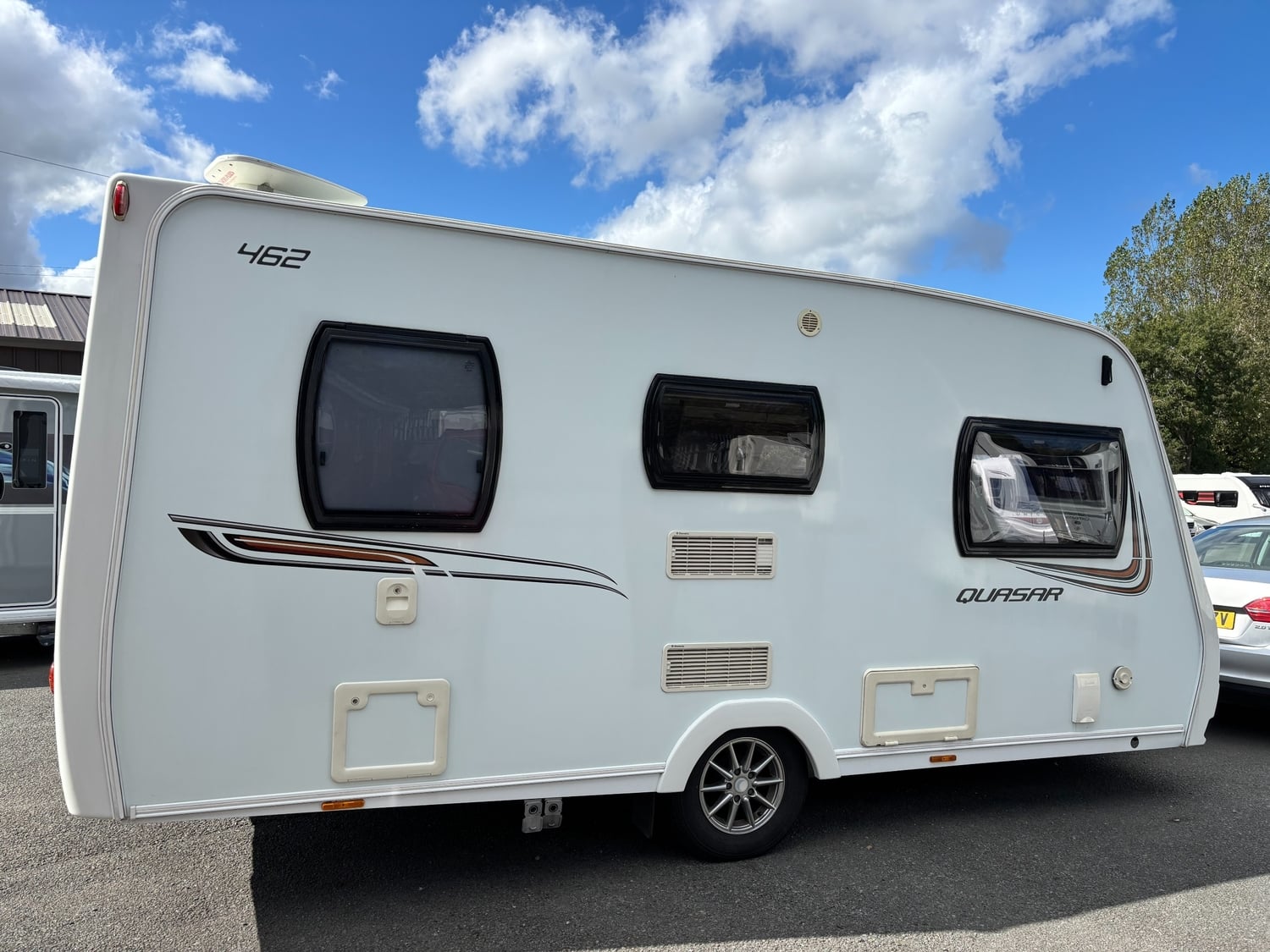 Lunar Quasar 2013 - Motorhomes & Caravans in Gloucester