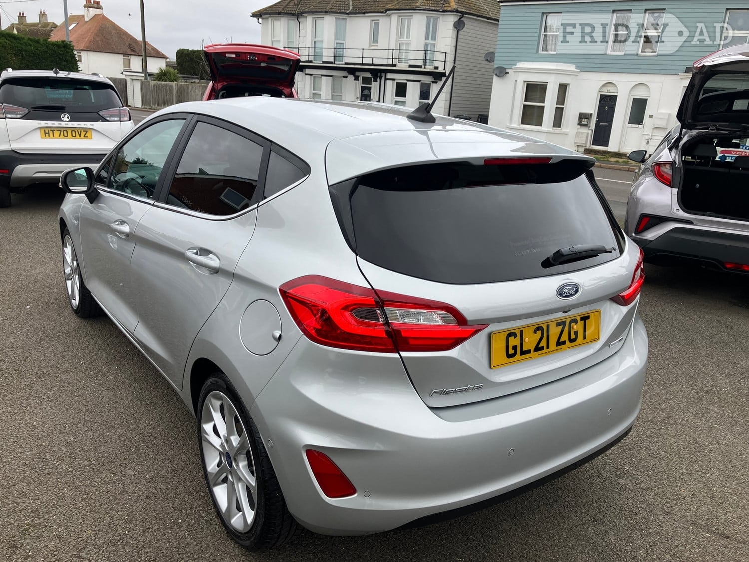 [ berth ]Ford Fiesta