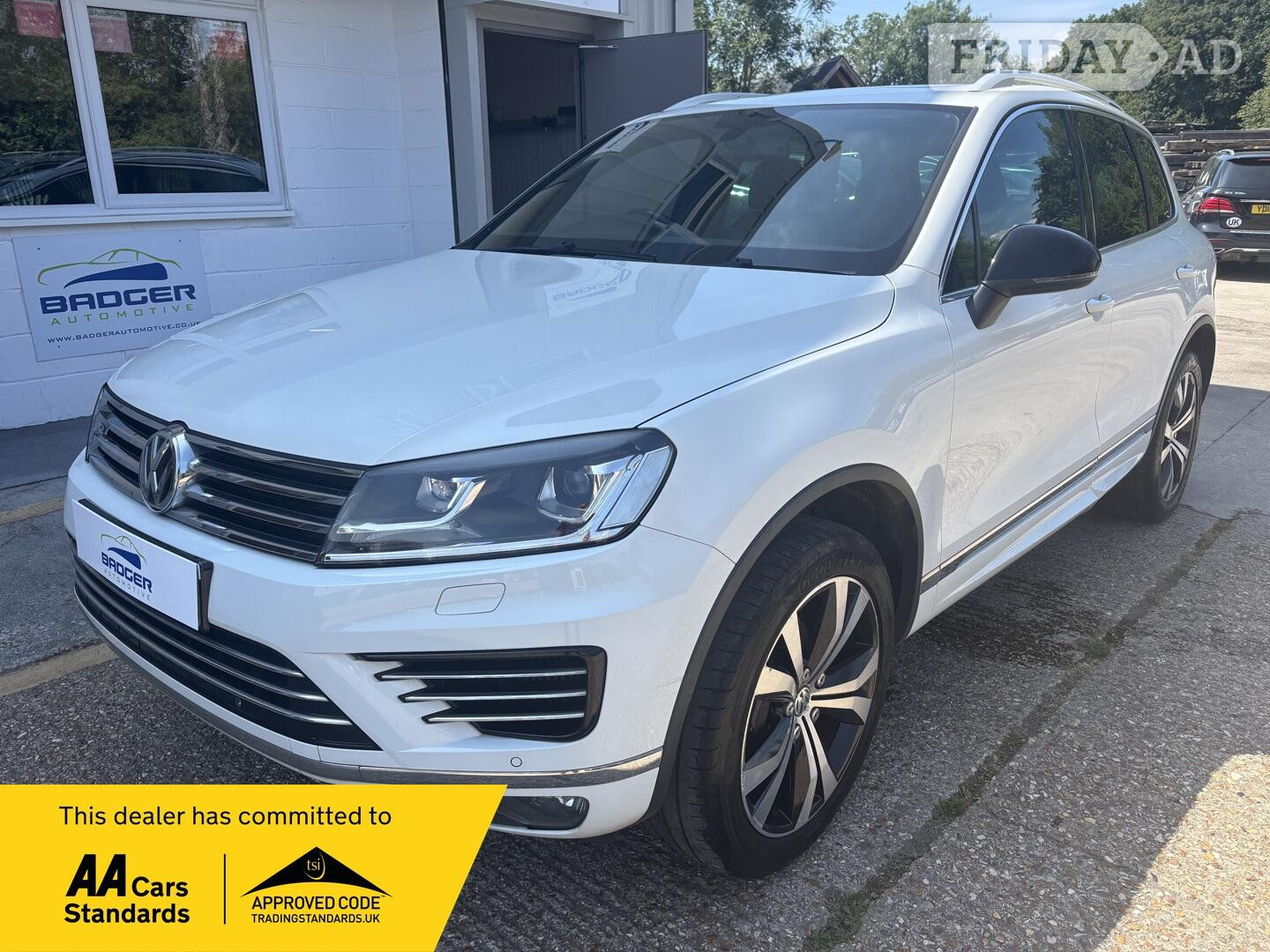 2015 Volkswagen Touareg 3.0 TDI V6 BlueMotion Tech R-Line Tiptronic 4WD Euro 6 (s/s) 5dr in Uckfield