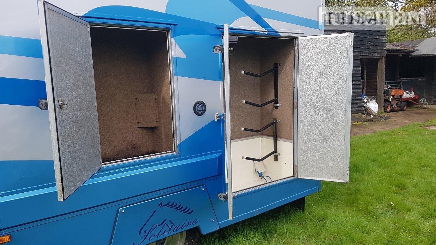 Solitaire Sapphire III Man Horsebox - Trailers & Horseboxes