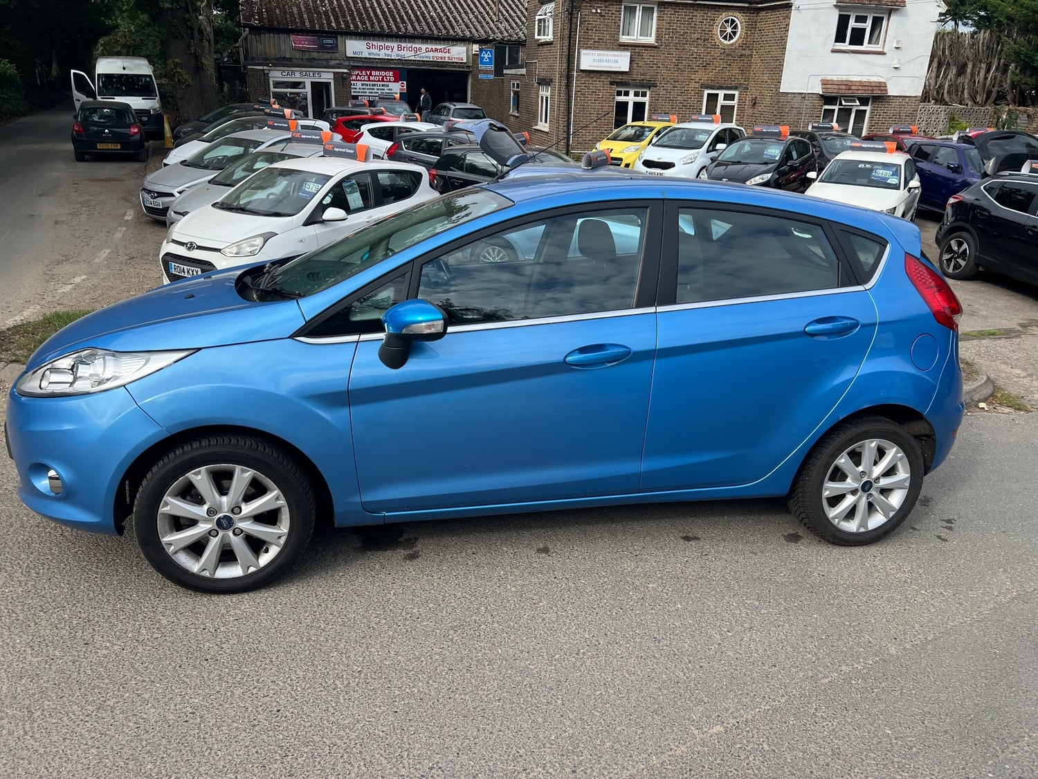 [ berth ]Ford Fiesta