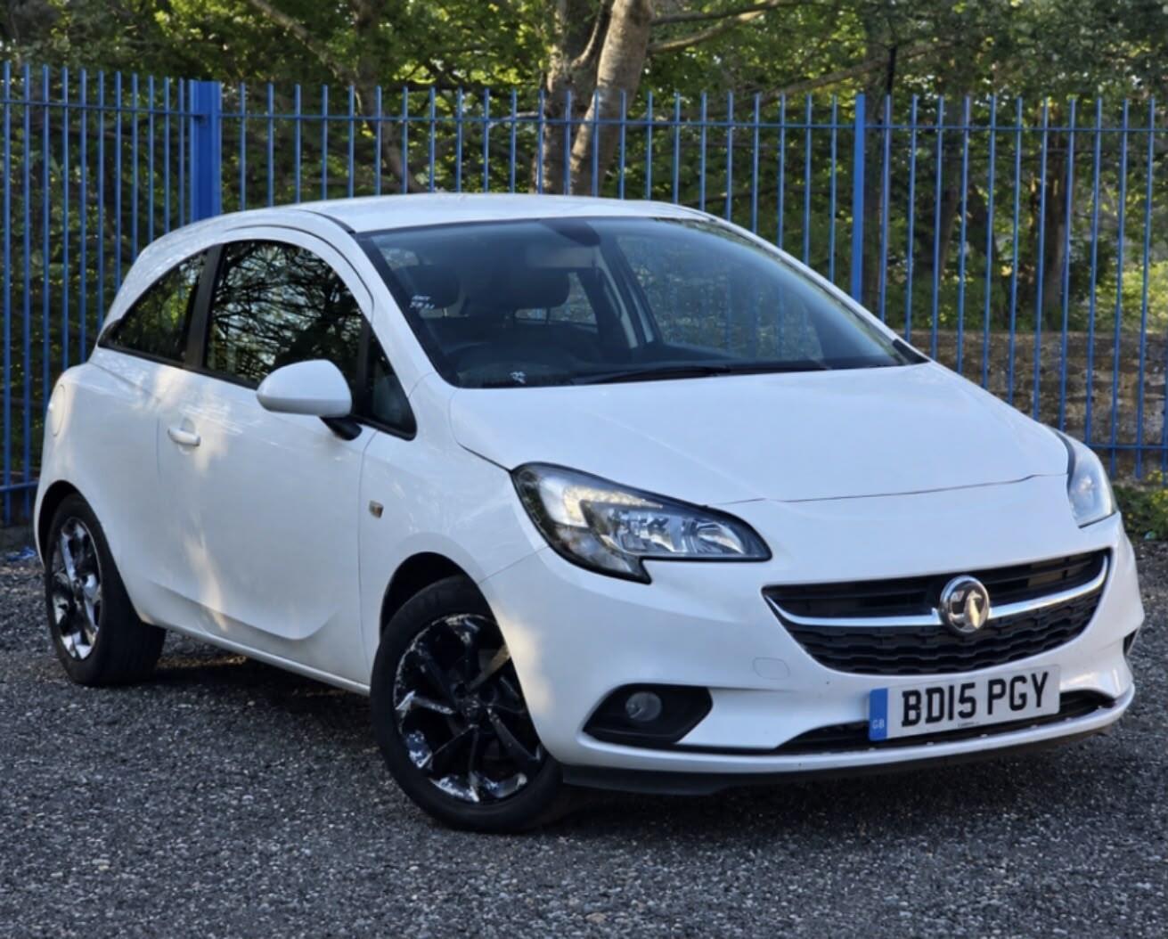 [ berth ]Vauxhall Corsa