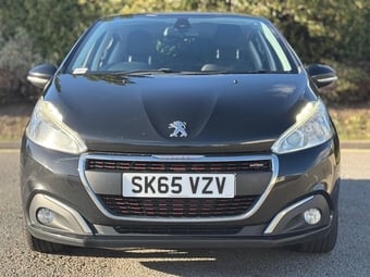 Peugeot 208 2015