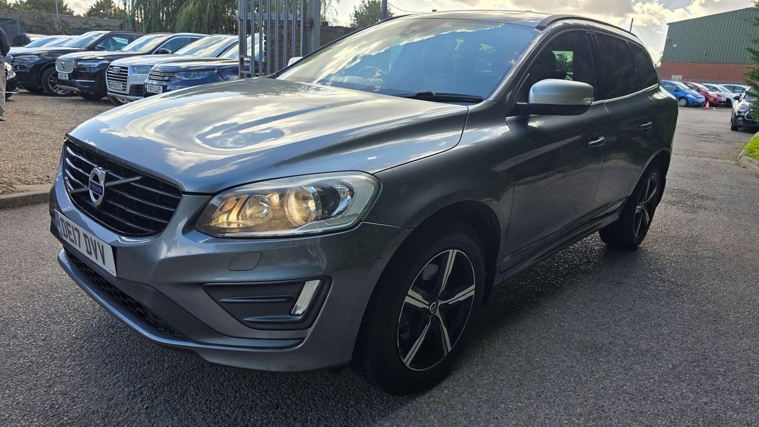 [ berth ]Volvo XC60