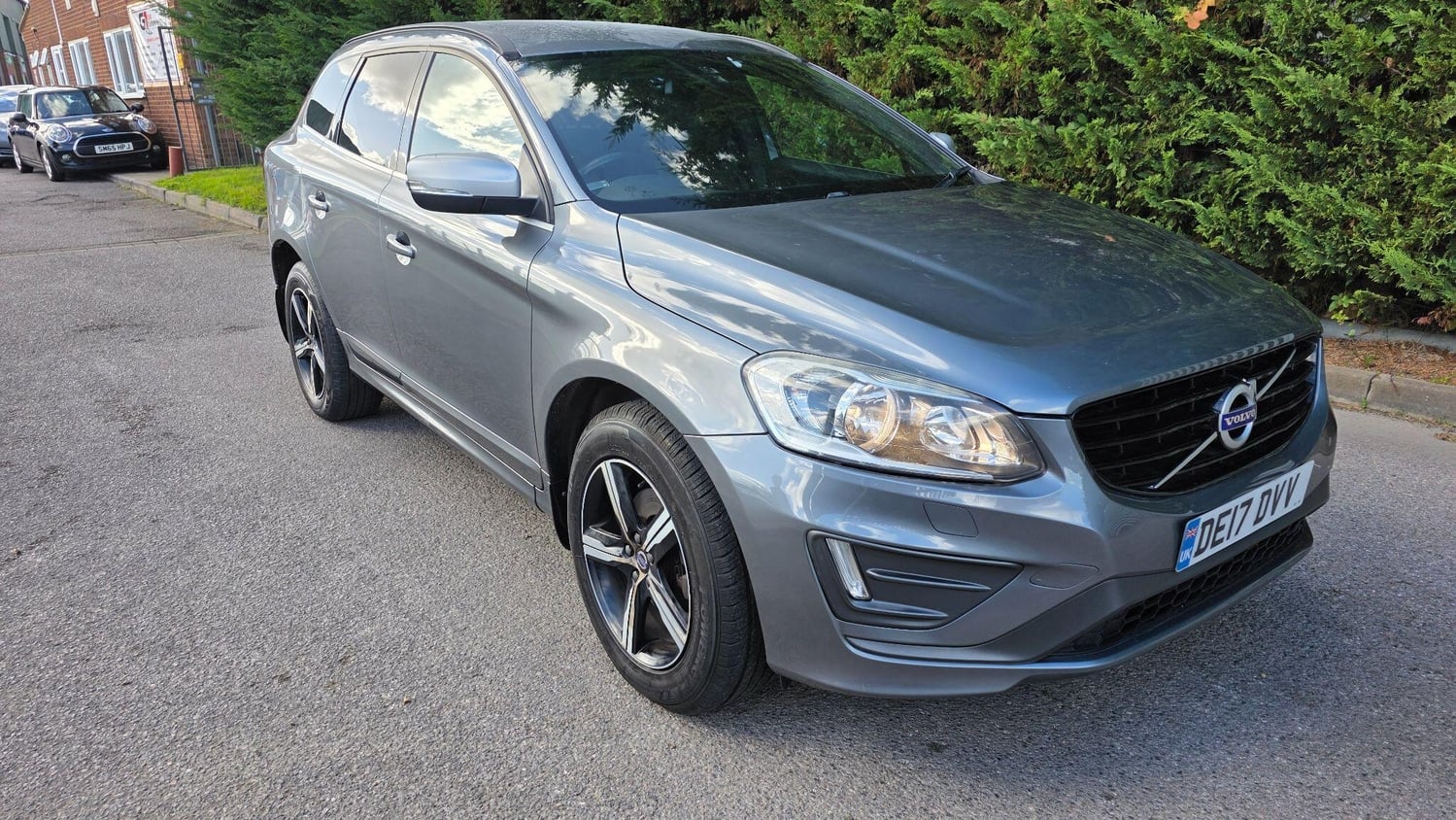 Volvo XC60 2017 - Cars