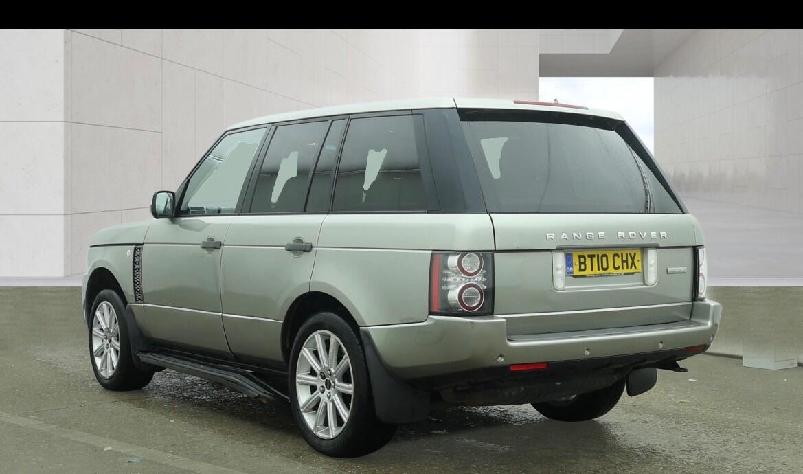 [ berth ]Land Rover Range Rover