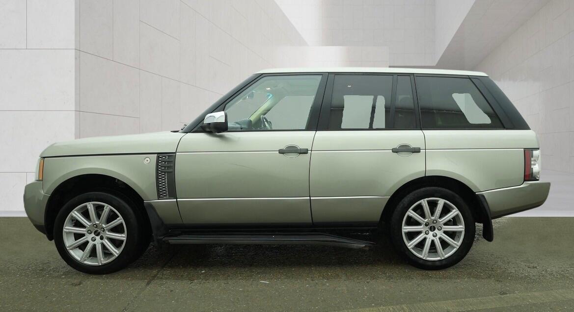 Land Rover Range Rover 2010 - Cars