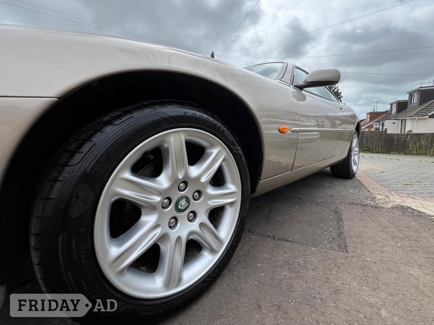 [ berth ]Jaguar XK8