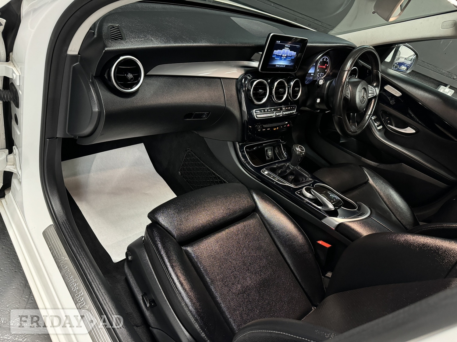 Mercedes-Benz C Class 2017 - Cars