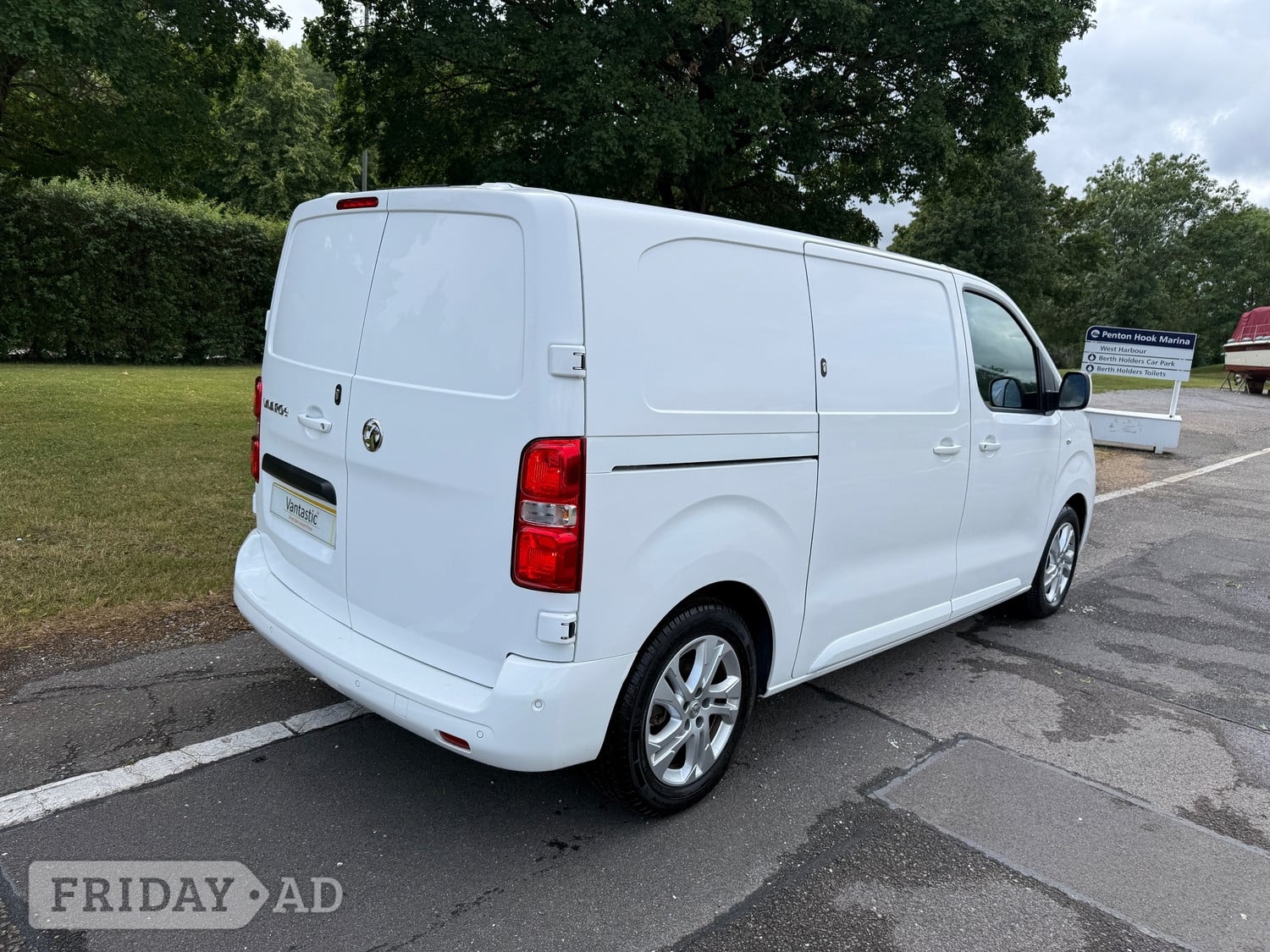 Vauxhall Vivaro 2021 - Vans & Commercial Vehicles