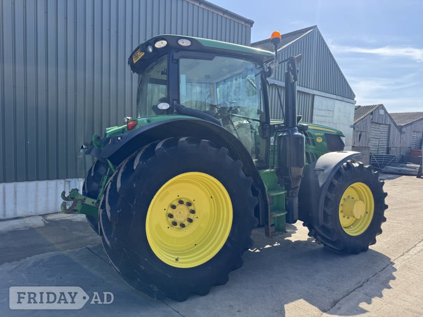 John Deere  (2016) Tractor - Farm & Agricultural Vehicles in York