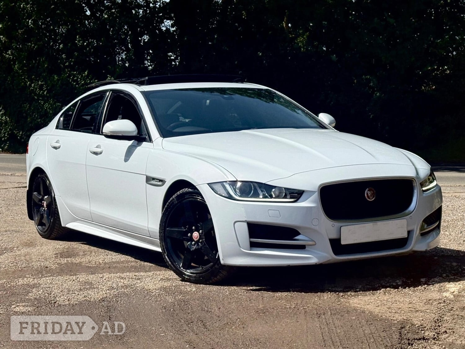 [ berth ]Jaguar XE