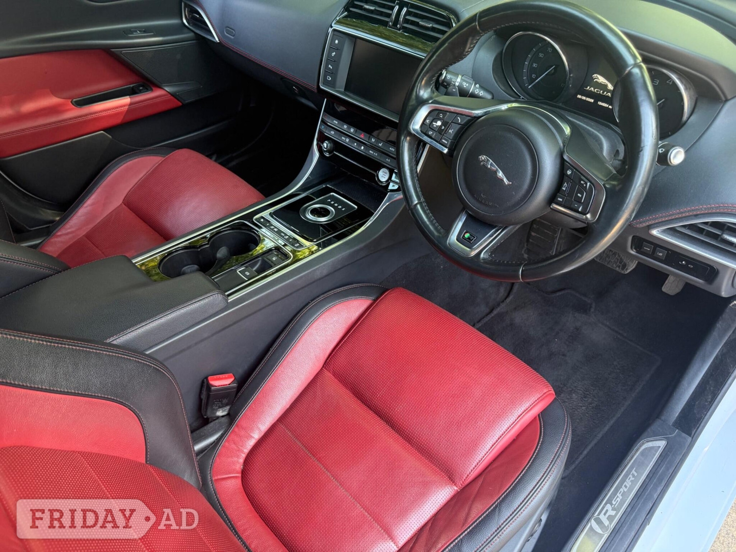 Jaguar XE 2015 - Cars in Enfield