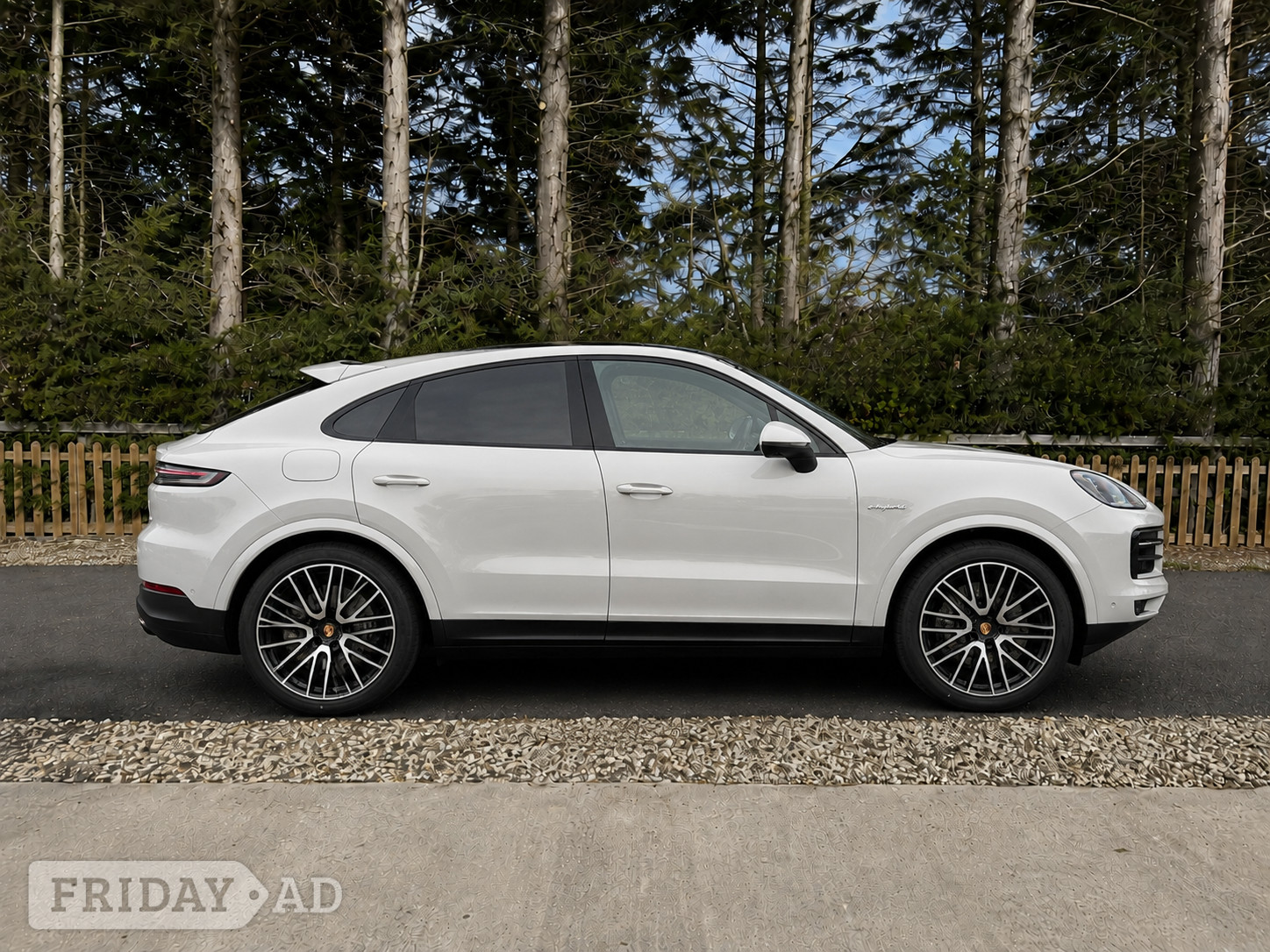 [ berth ]Porsche Cayenne