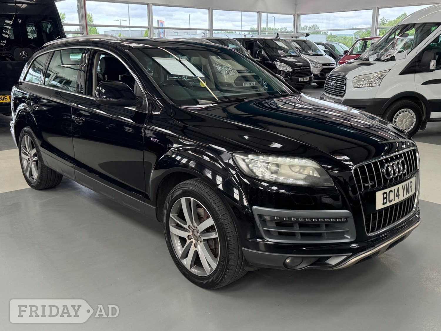 Audi Q7 2012 in Bolton