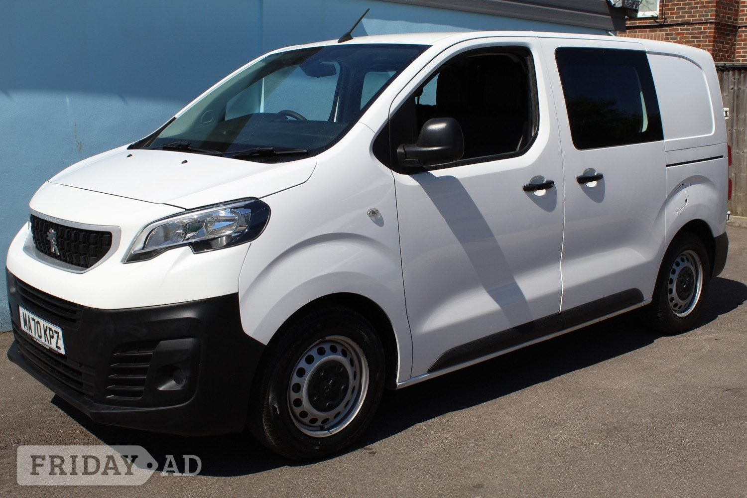 Peugeot Expert 2020 in Southampton